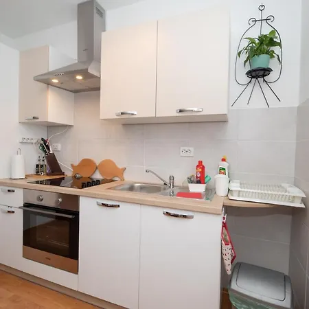 Skender 3* Apartment *