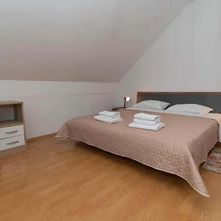 Skender 3* Apartment