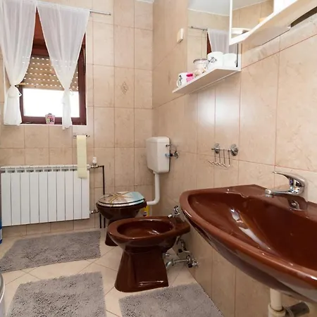 Apartment Skender 3* *