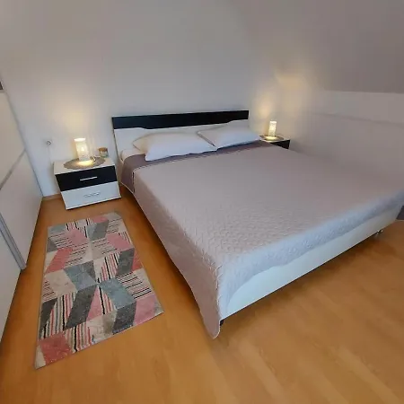 Skender 3* Apartment *